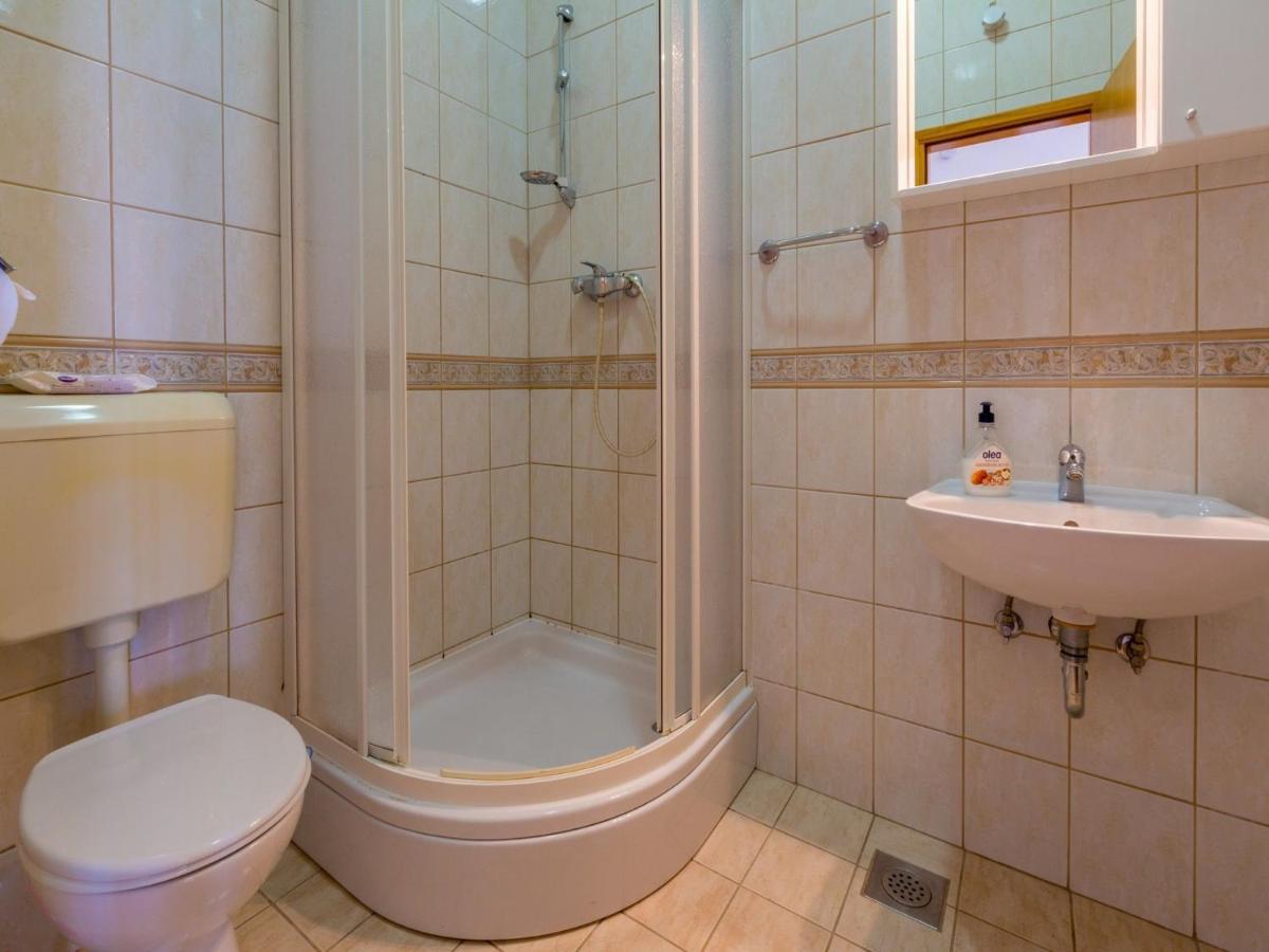 Apartments Ani Криквеница Екстериор снимка
